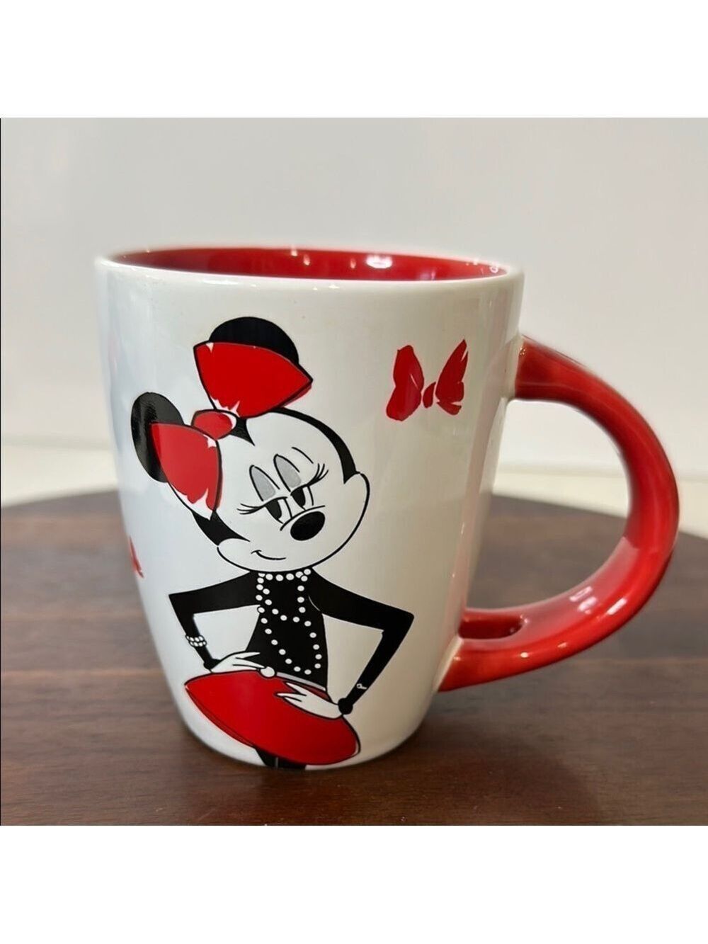 Disneyland Paris Minnie Mouse Red & White Ceramic Coffee Mug Paris Exclusive